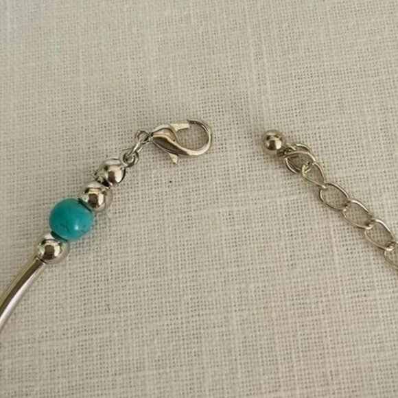 Butterfly Bracelet Turquoise Stone Beads and Silver Alloy Women Sz 6.5 to 9 in - Picture 8 of 9